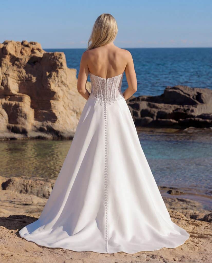 Fabulous-Azuree Bridal-Back