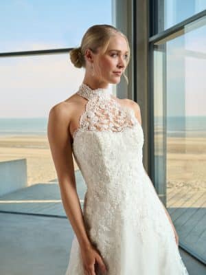 Faith-Azuree Bridal-Close
