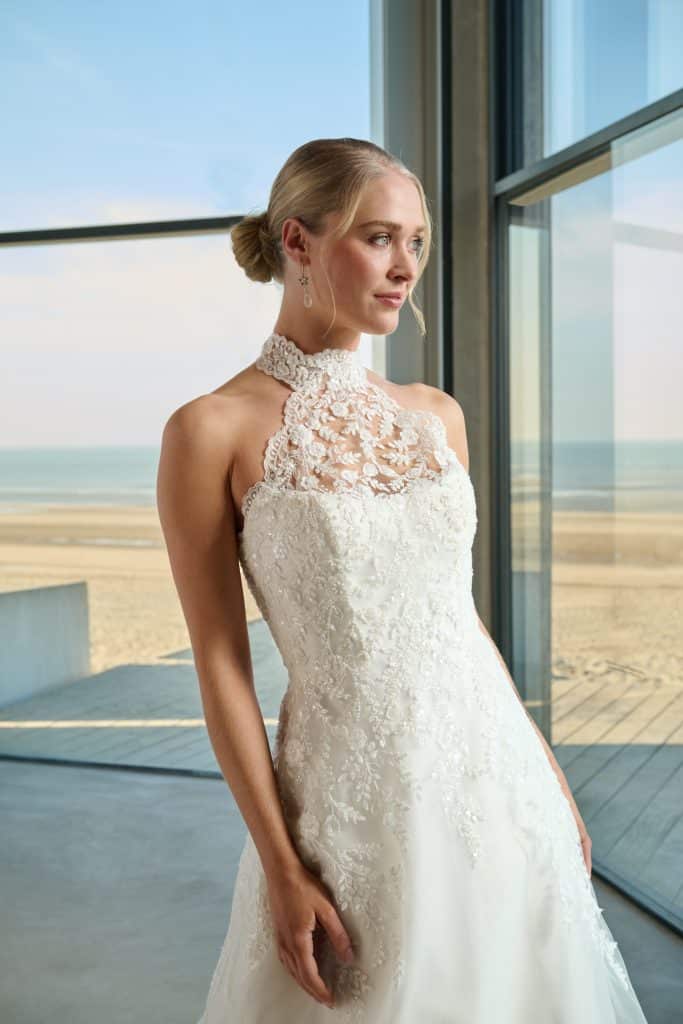 Faith-Azuree Bridal-Close