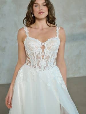 Farzana-Azuree Bridal-Close