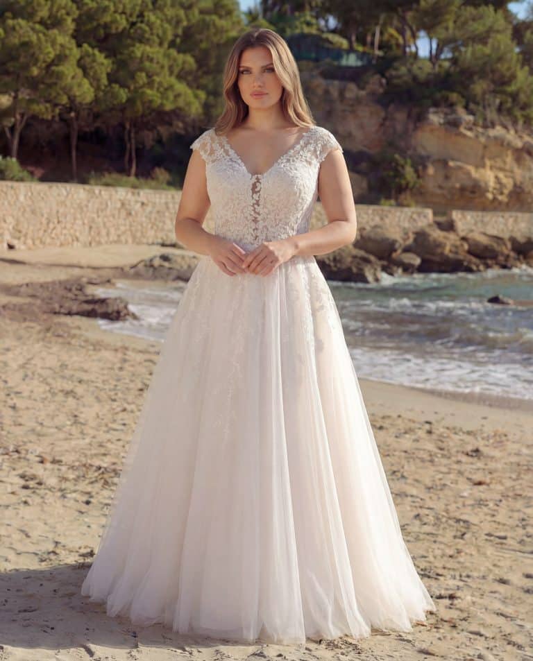 Feeney-Azuree Curvy-Front