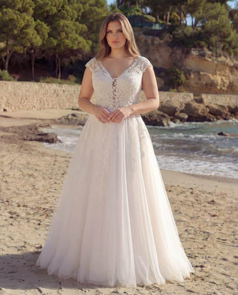 Feeney-Azuree Curvy-Front