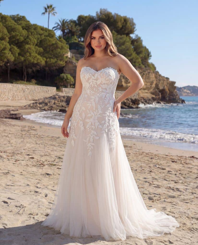 Fenna-Azuree Curvy-Front