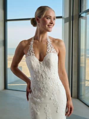 Fiji-Azuree Bridal-Close