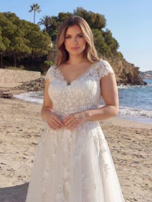 Flower-Azuree Curvy-Close