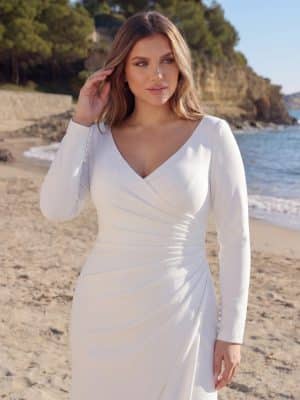 Free-Azuree Curvy-Close