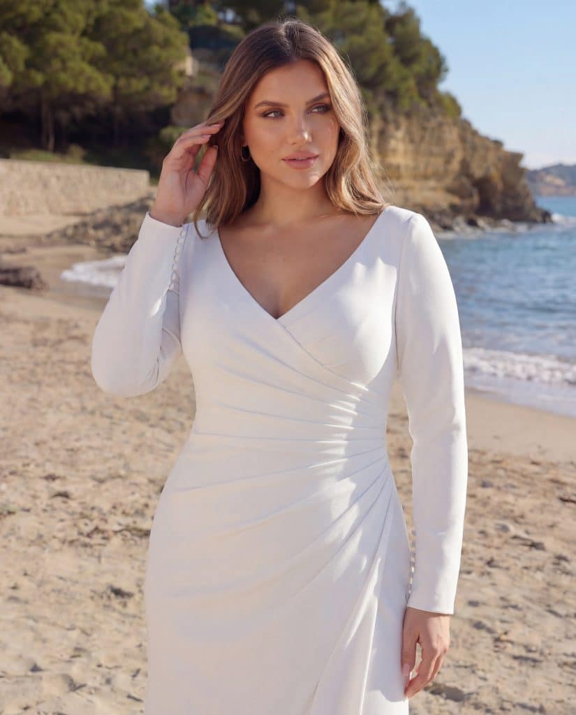 Free-Azuree Curvy-Close