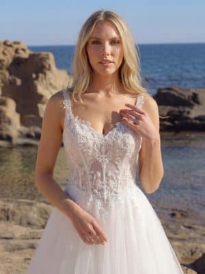 Gemini-Azuree Bridal-Close