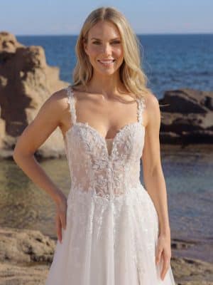 Georgette-Azuree Bridal-Close