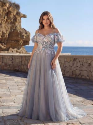 Haya-Azuree Curvy-Front
