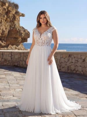 Hendrix-Azuree Curvy-Front