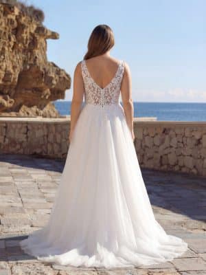 Hero-Azuree Curvy-Back