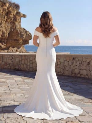 Holliday-Azuree Curvy-Back