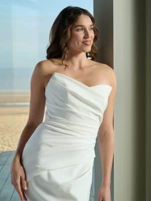 Lilou-Azuree Bridal-Close